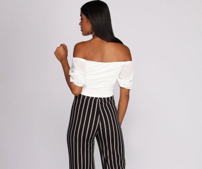 TableClothsUs Chiffon And On Crop Top